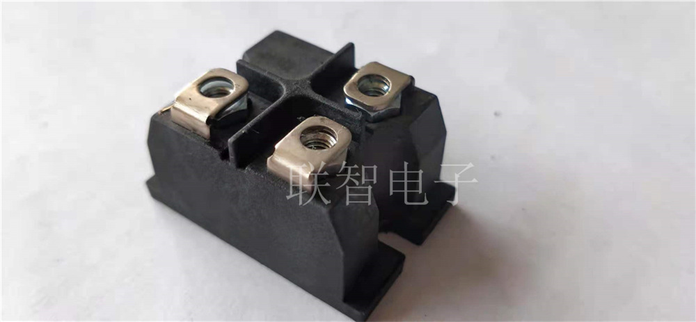 薄膜電阻和厚膜電阻的*大區別是什么？